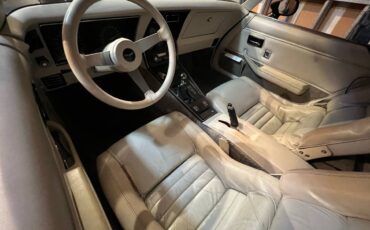 Chevrolet-corvette-1979-black-6