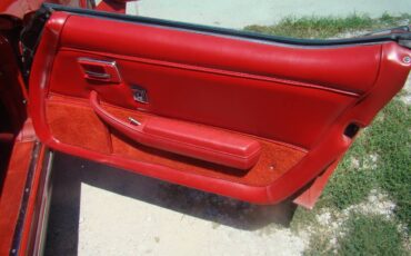 Chevrolet-corvette-1979-red-10