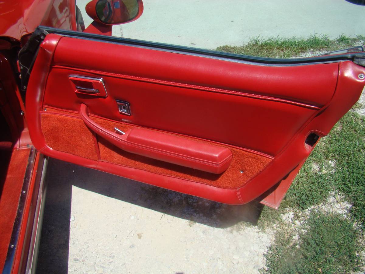 Chevrolet-corvette-1979-red-20