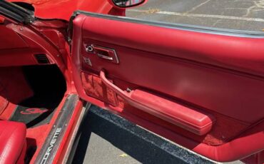 Chevrolet-corvette-1980-red-6