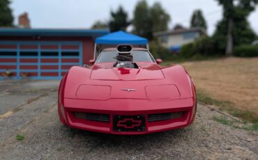 Chevrolet-corvette-1981-red-2