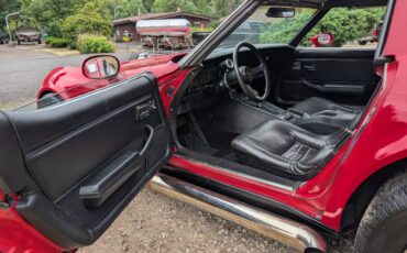 Chevrolet-corvette-1981-red-4