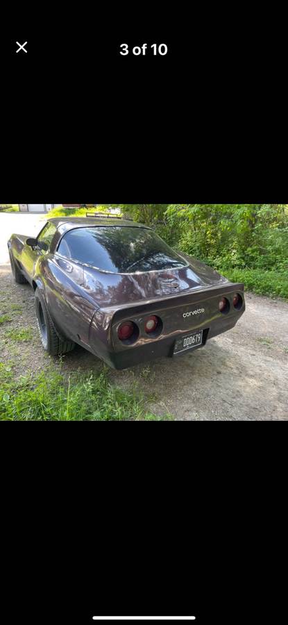 Chevrolet-corvette-1982-2