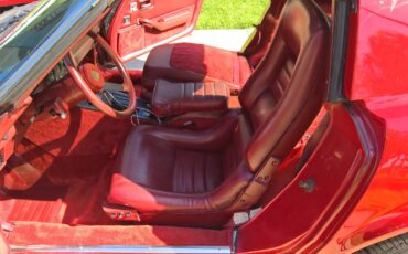 Chevrolet-corvette-1982-red-14