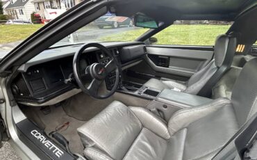 Chevrolet-corvette-1984-silver-3