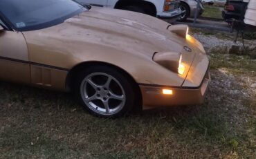 Chevrolet-corvette-1985-1