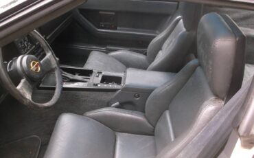 Chevrolet-corvette-1985-4