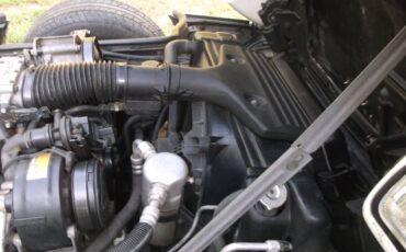 Chevrolet-corvette-1985-47