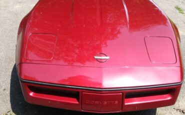 Chevrolet-corvette-1985-red-2