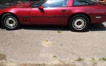 Chevrolet-corvette-1985-red-4