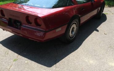Chevrolet-corvette-1985-red-5