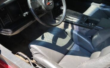 Chevrolet-corvette-1985-red-7