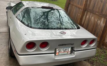 Chevrolet-corvette-1986-silver-3