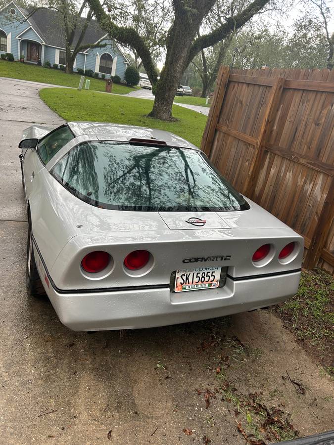 Chevrolet-corvette-1986-silver-3