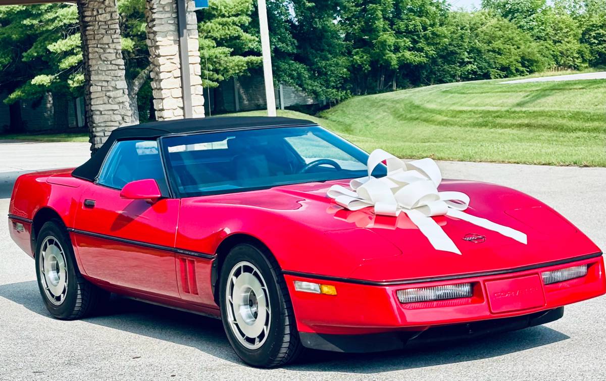 Chevrolet-corvette-1987-red-10