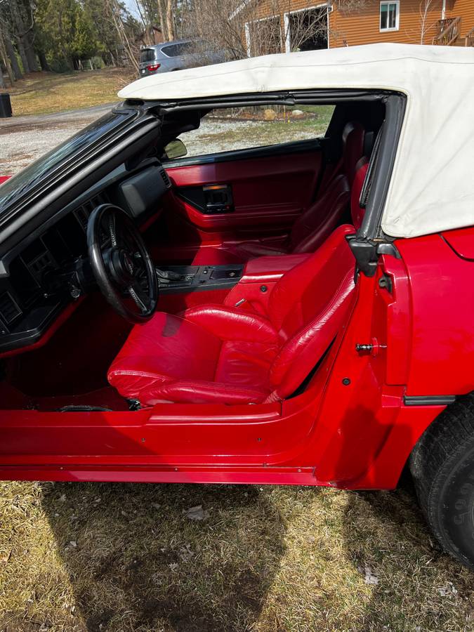 Chevrolet-corvette-1987-red-2