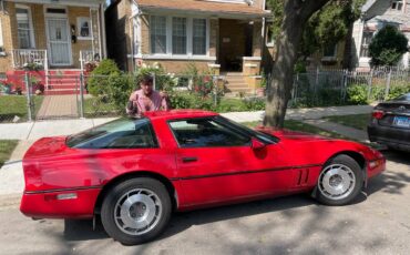 Chevrolet-corvette-1987-red