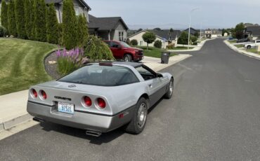 Chevrolet-corvette-1987-silver-3