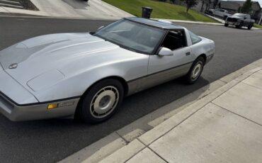 Chevrolet-corvette-1987-silver-5