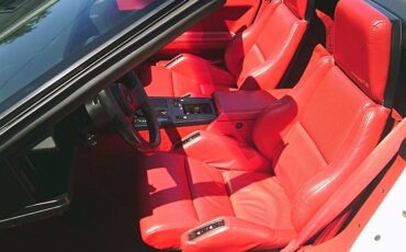 Chevrolet-corvette-1987-white-5