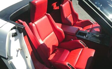 Chevrolet-corvette-1987-white-7