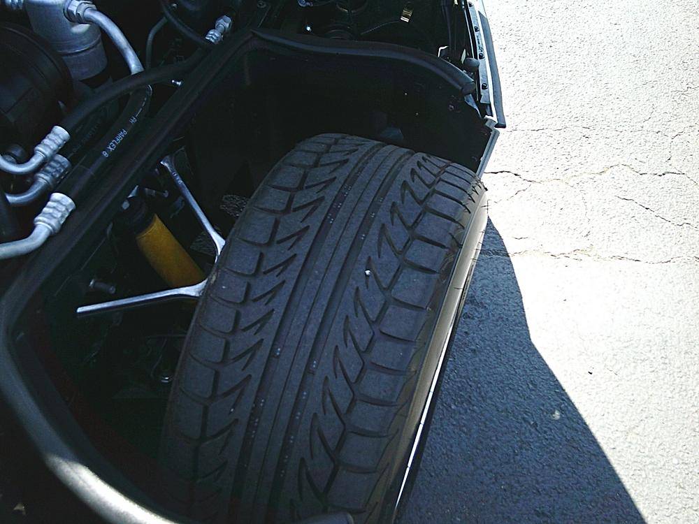 Chevrolet-corvette-1987-white-8