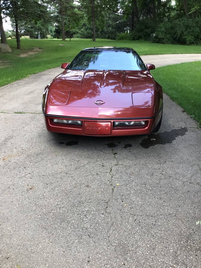 Chevrolet-corvette-1988-brown-3