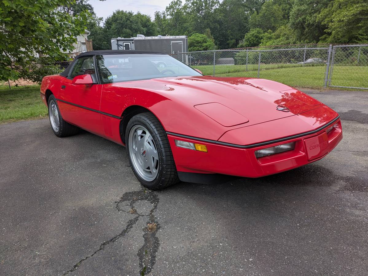 Chevrolet-corvette-1988-red-10