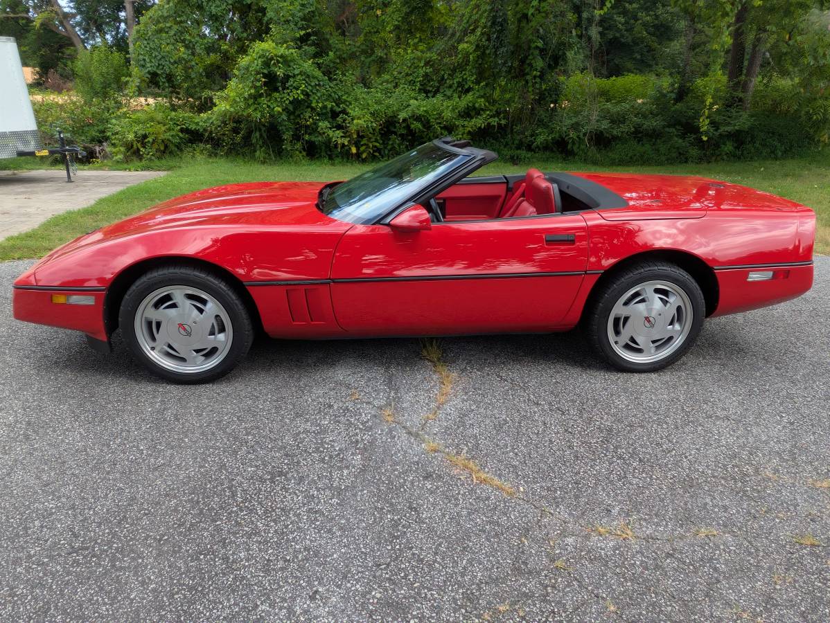 Chevrolet-corvette-1988-red-2