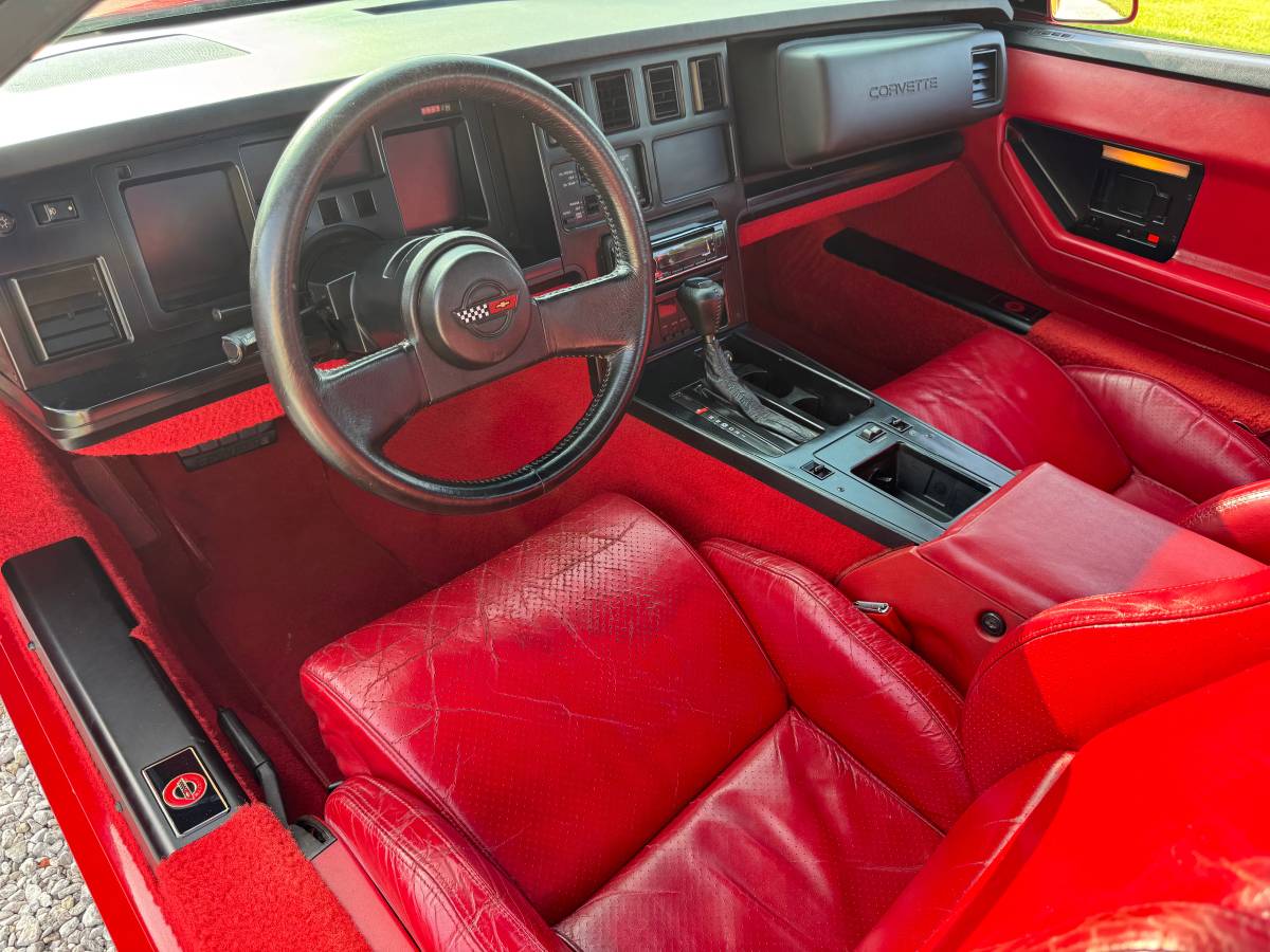 Chevrolet-corvette-1988-red-8