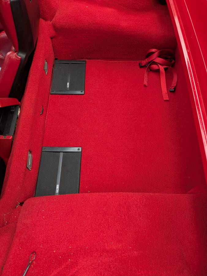 Chevrolet-corvette-1988-red-9