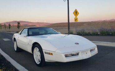 Chevrolet-corvette-1988-white-2