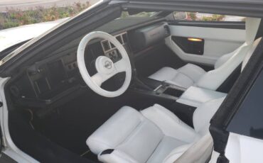 Chevrolet-corvette-1988-white-6