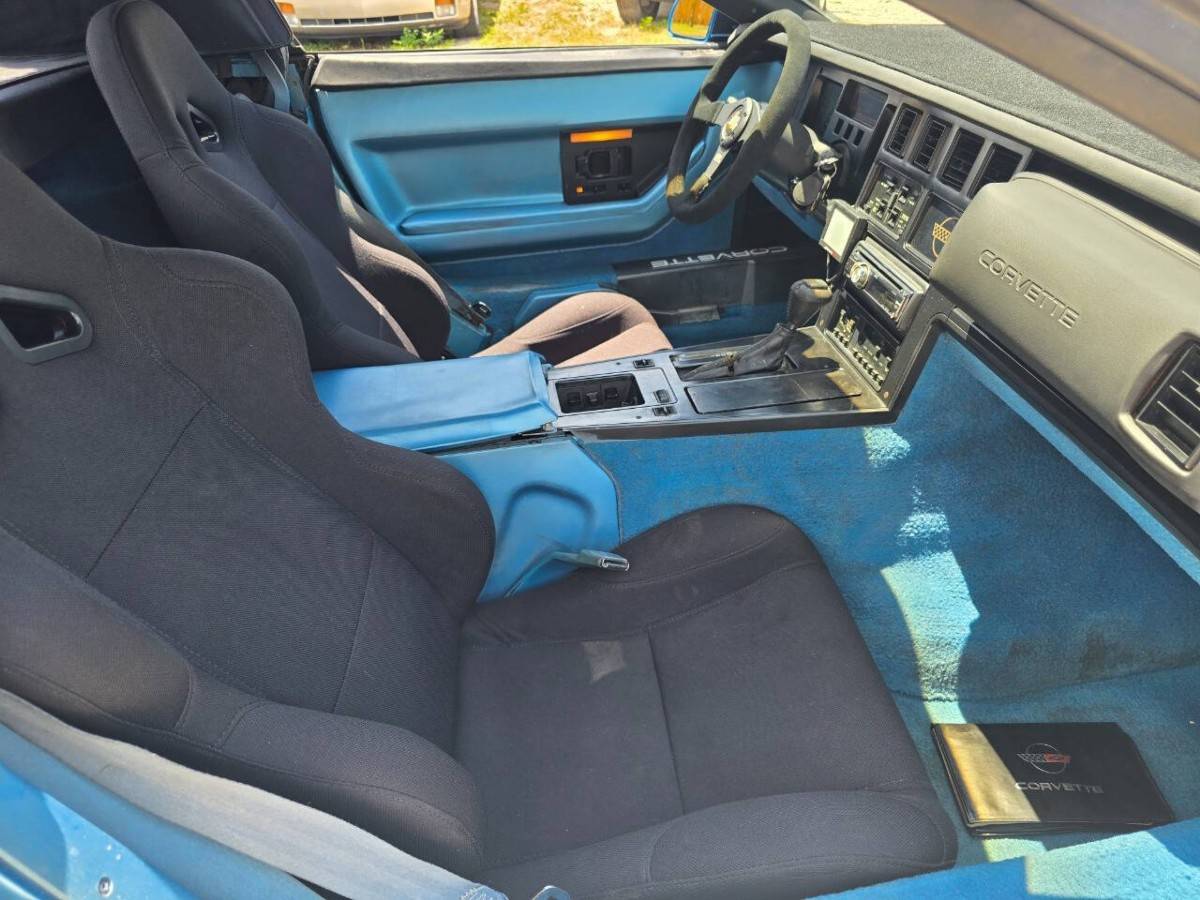 Chevrolet-corvette-1989-blue-2