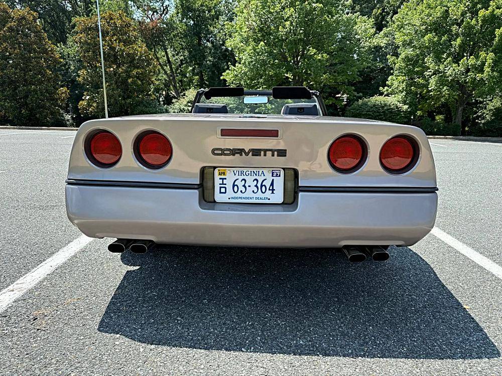 Chevrolet-corvette-1989-custom-13