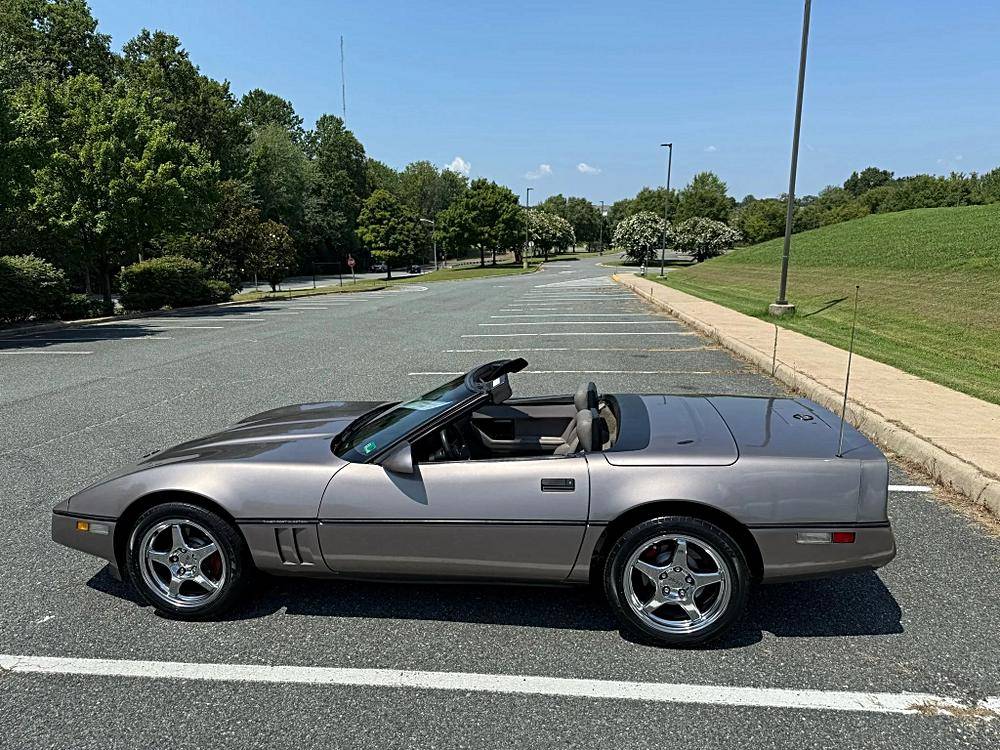 Chevrolet-corvette-1989-custom-18