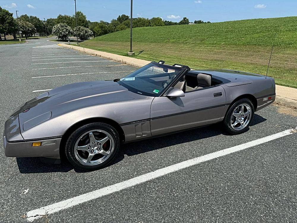 Chevrolet-corvette-1989-custom-19