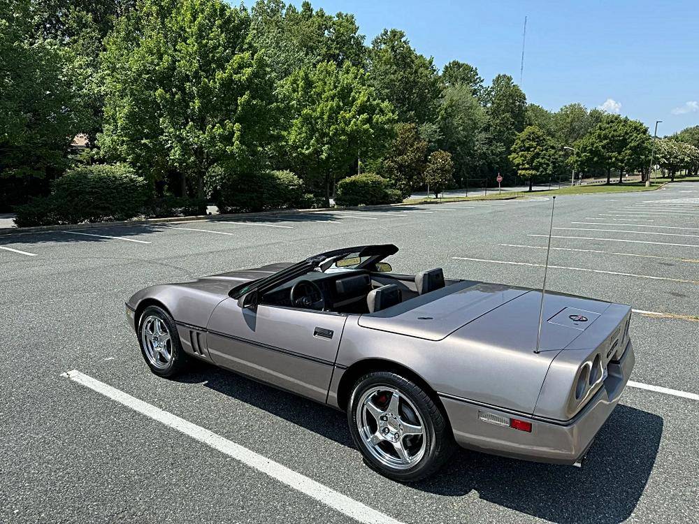 Chevrolet-corvette-1989-custom-8