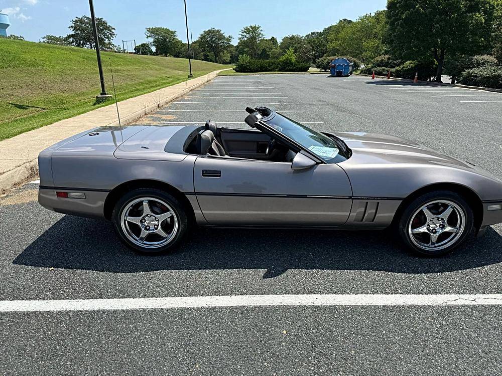 Chevrolet-corvette-1989-custom-9