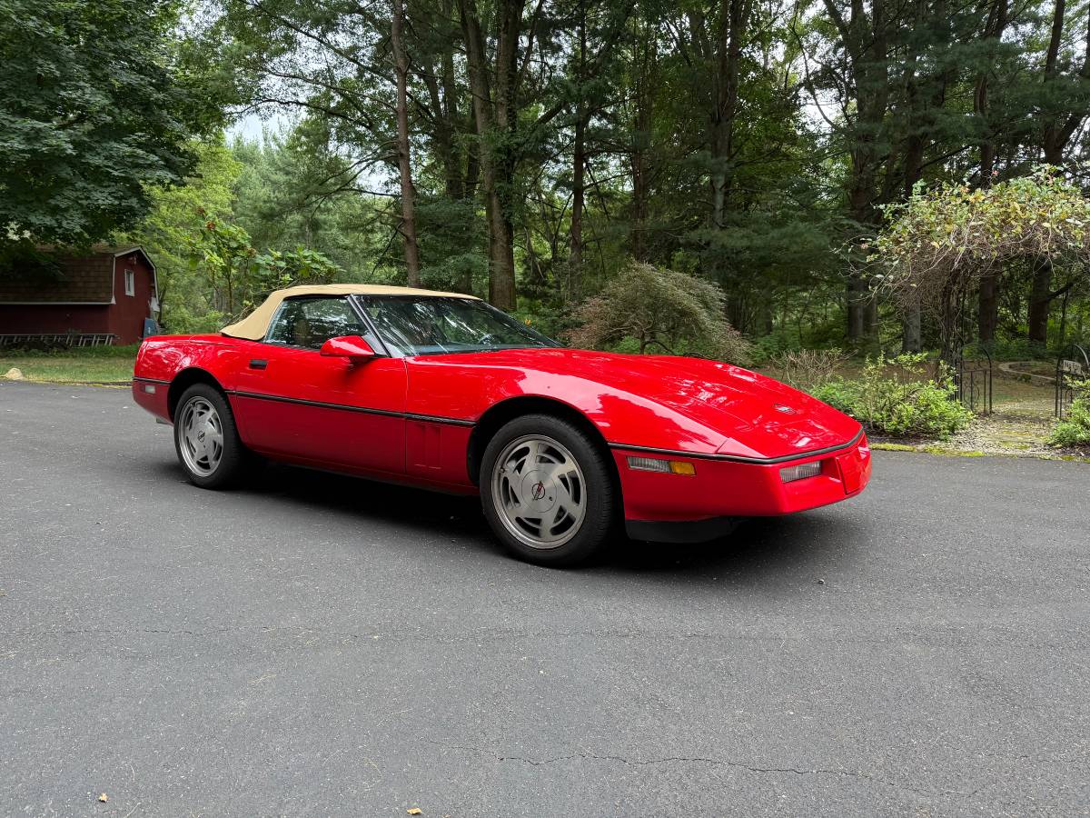 Chevrolet-corvette-1989-red-1