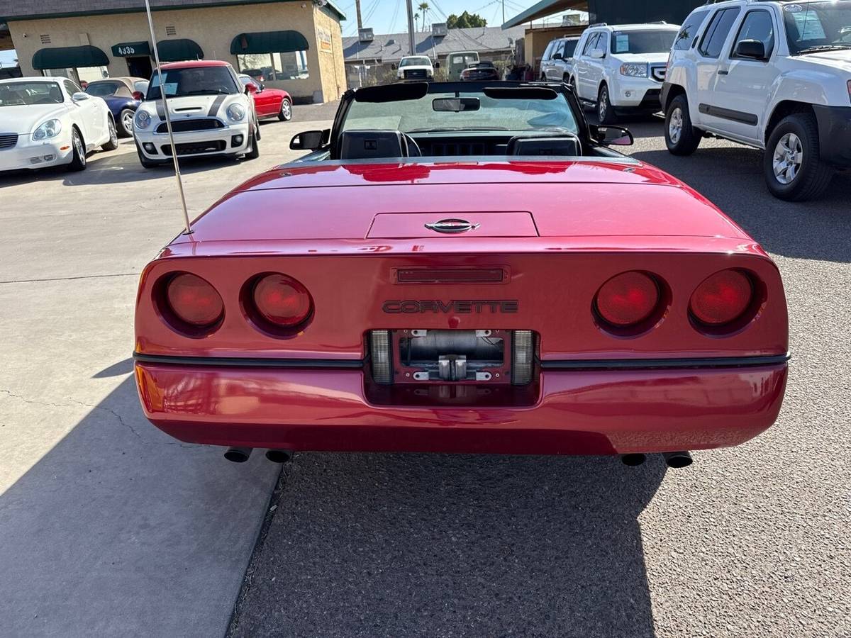 Chevrolet-corvette-1989-red-11