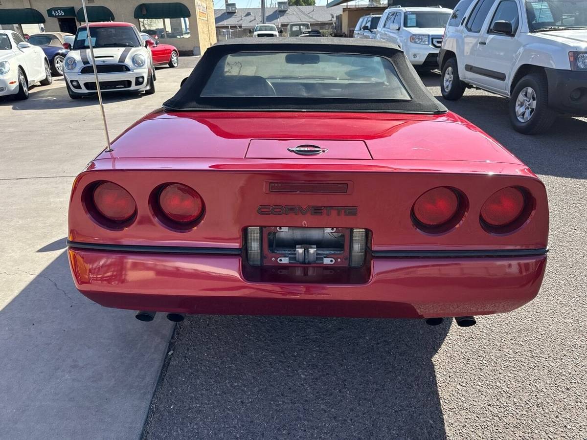 Chevrolet-corvette-1989-red-12