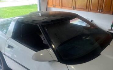 Chevrolet-corvette-1989-white-2