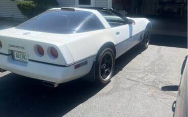 Chevrolet-corvette-1989-white-9