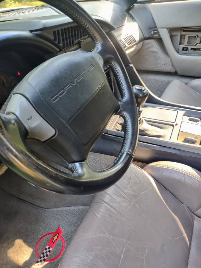 Chevrolet-corvette-1990-4