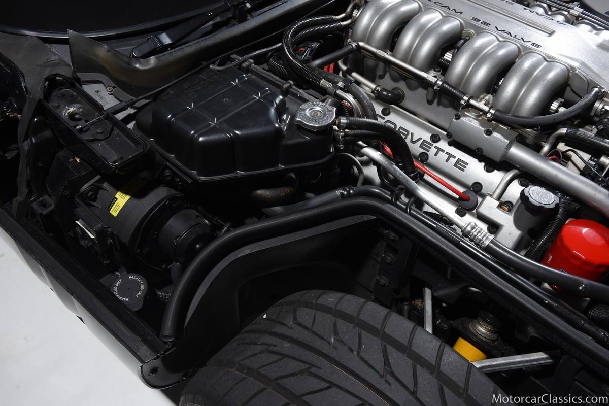 Chevrolet-corvette-1990-black-14