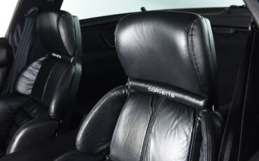 Chevrolet-corvette-1990-black-18