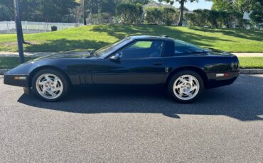 Chevrolet-corvette-1990-black-19