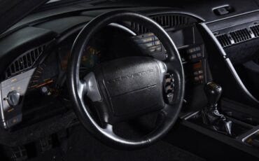 Chevrolet-corvette-1990-black-8