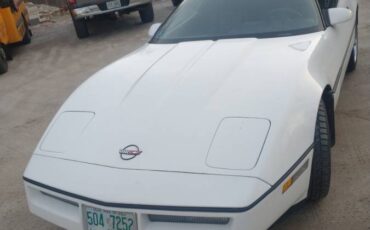Chevrolet-corvette-1990-white